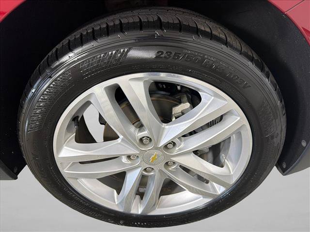 Used 2018 Chevrolet Equinox Premier FWD image 14