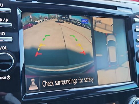 Used 2023 Nissan Murano SL w/ SL Moonroof Package image 25