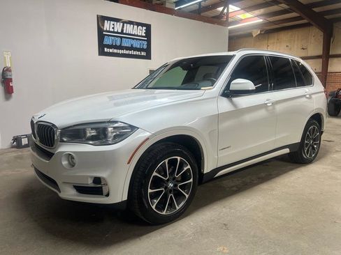 Used 2018 BMW X5 sDrive35i image 12