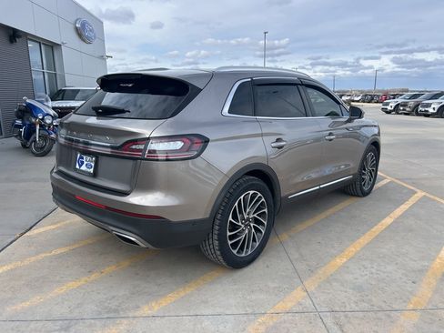 Used 2020 Lincoln Nautilus Reserve image 3