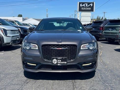 Used 2021 Chrysler 300 S w/ S Model Appearance Package RWD image 4