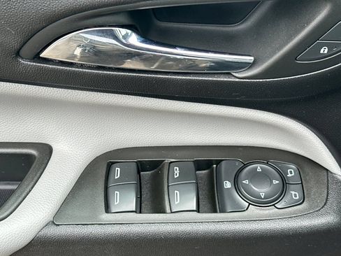 Used 2024 Chevrolet Equinox LS w/ LPO, Floor Liner Package FWD image 11