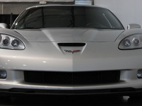 Used 2013 Chevrolet Corvette Grand Sport w/ 2LT Preferred Equipment Group RWD image 30