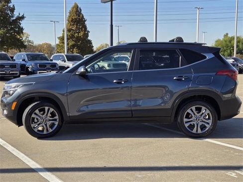 Used 2021 Kia Seltos S image 3