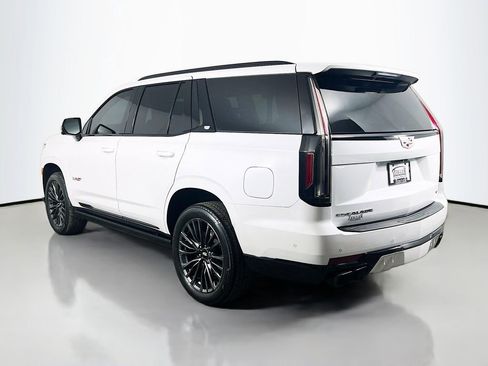 Used 2023 Cadillac Escalade V image 7