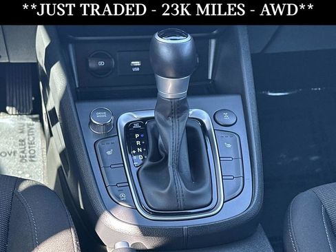 Used 2023 Hyundai Kona SEL w/ Convenience Package image 11