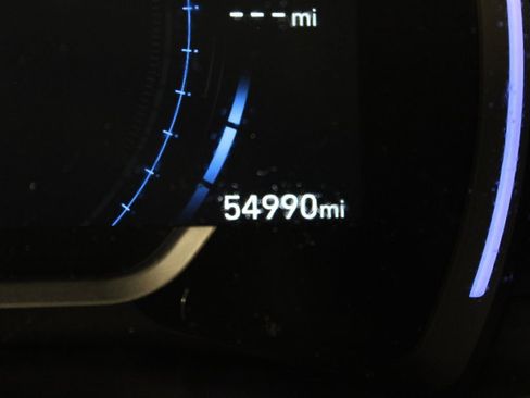 Used 2019 Hyundai Santa Fe FWD image 28