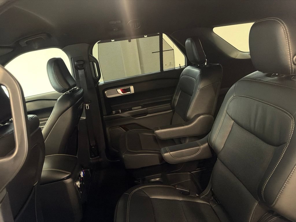 Used 2020 Ford Explorer Limited w/ Hybrid Equipment Group 310A AWD/4WD image 60