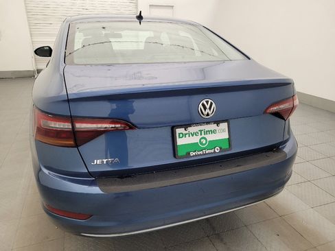 Used 2019 Volkswagen Jetta SE FWD image 6