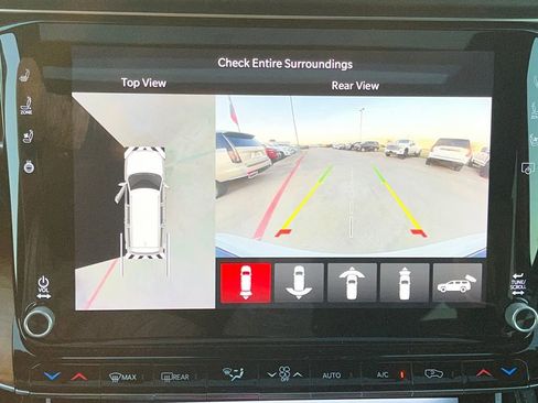 Used 2024 Jeep Grand Wagoneer L Series III image 32