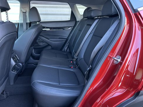 Used 2024 Kia Seltos SX image 12