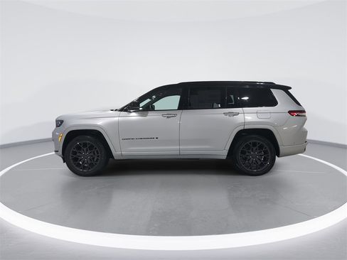 New 2025 Jeep Grand Cherokee L Summit image 5