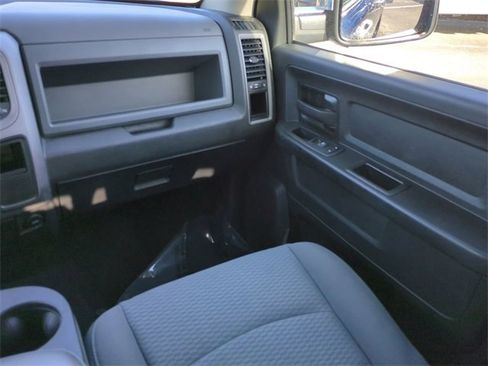 Used 2019 RAM 1500 Express w/ Express Value Package image 17