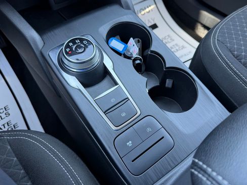 Used 2024 Ford Escape Active w/ Cold Weather Package FWD image 22