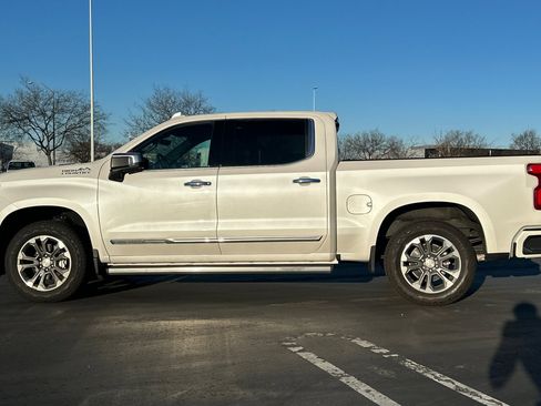 Used 2025 Chevrolet Silverado 1500 High Country w/ Technology Package image 7