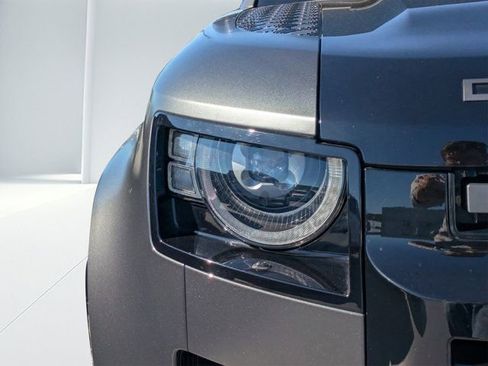 Used 2023 Land Rover Defender 110 Carpathian Edition image 8