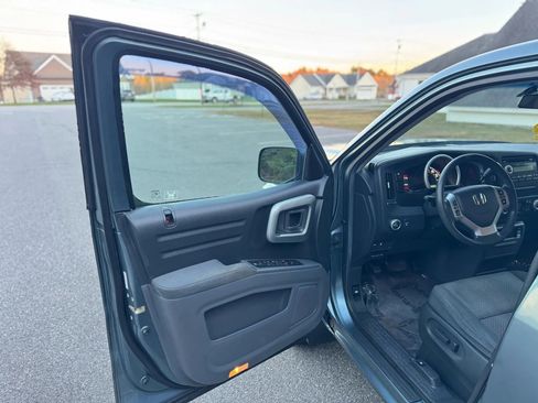 Used 2006 Honda Ridgeline RTS image 11