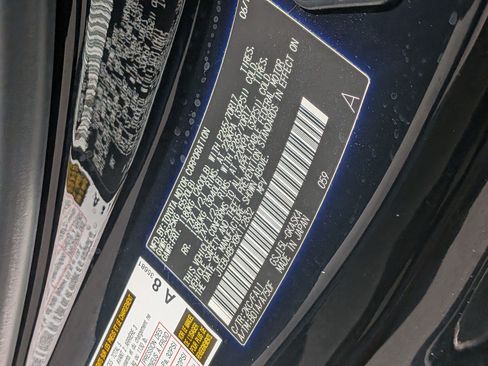 Used 2011 Toyota FJ Cruiser 4WD w/ Convenience Pkg image 31