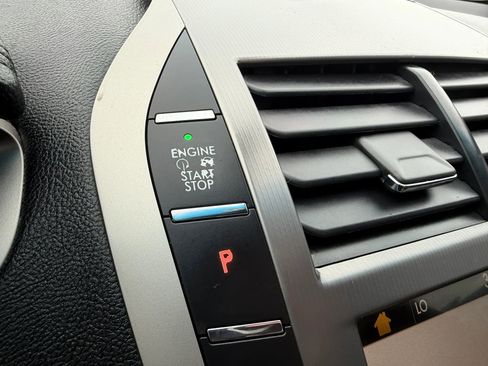 Used 2017 Lincoln MKZ Reserve w/ Technology Package FWD image 20