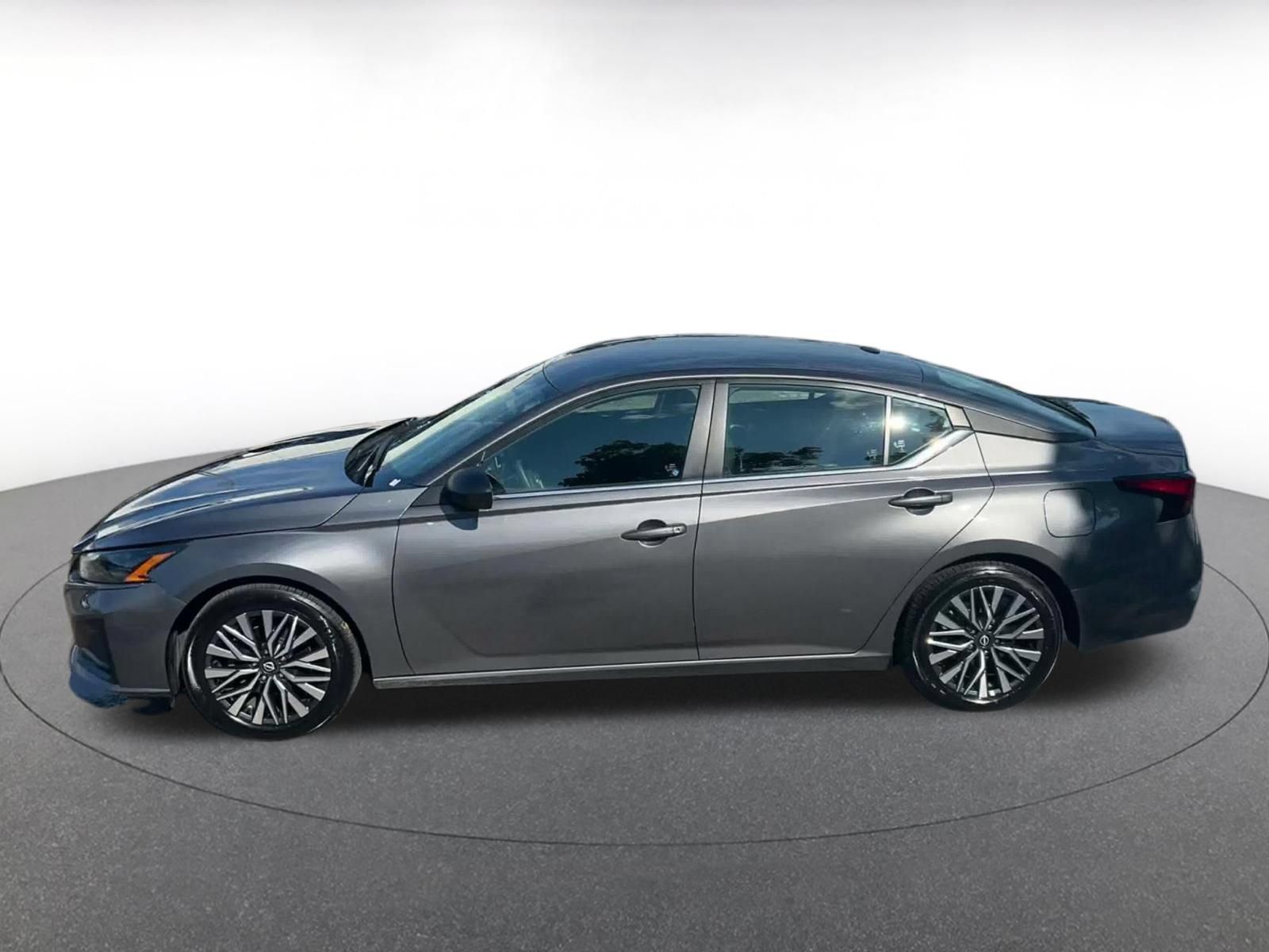 Used 2026 Nissan Altima 2.5 SV FWD image 8