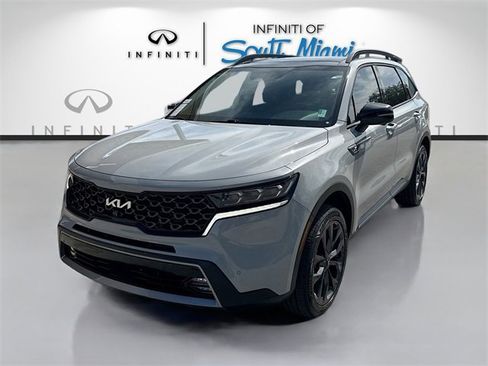 Used 2023 Kia Sorento SX Prestige image 3