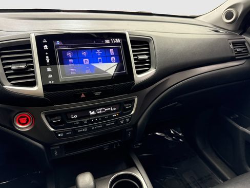 Used 2017 Honda Pilot EX-L image 23