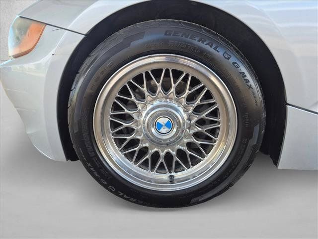 Used 2003 BMW Z4 2.5i RWD image 18