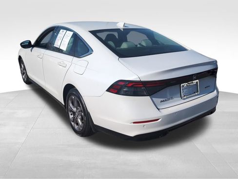 Used 2023 Honda Accord EX-L image 4