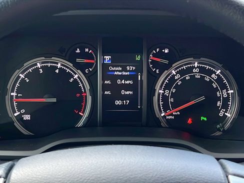 Used 2023 Toyota 4Runner Limited RWD image 23