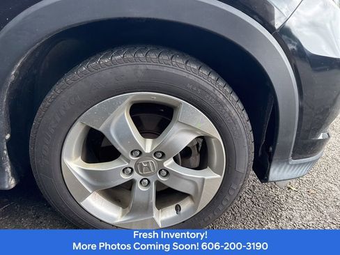 Used 2016 Honda HR-V LX image 5