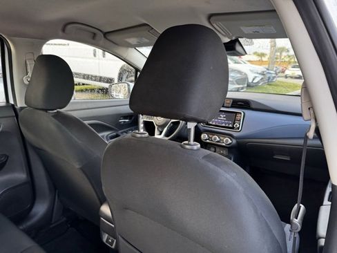 Used 2023 Nissan Versa SV image 15