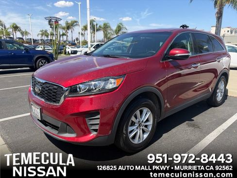 Used 2019 Kia Sorento FWD image 1