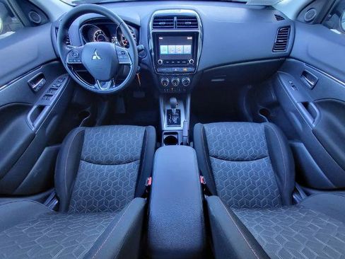 Used 2025 Mitsubishi Outlander Sport AWD image 22