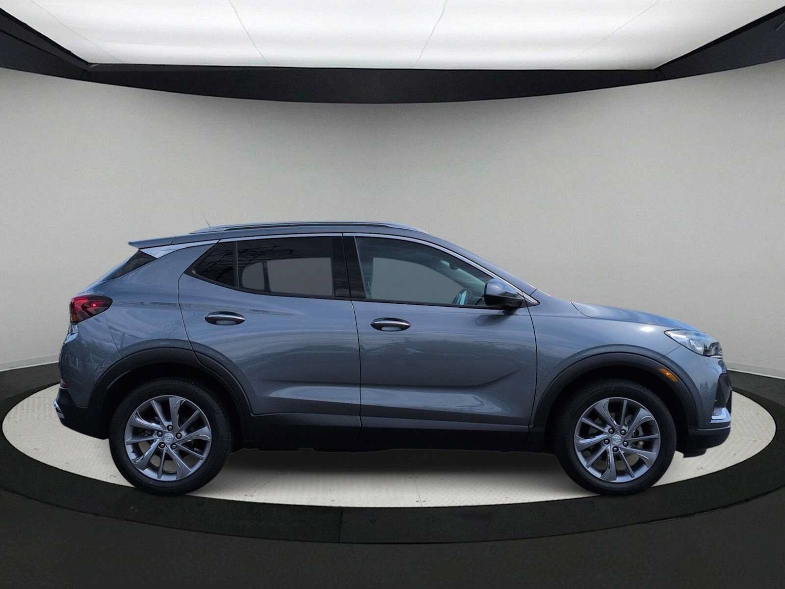 Used 2022 Buick Encore GX Essence w/ Experience Buick Package AWD/4WD image 9