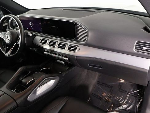 Used 2024 Mercedes-Benz GLE 450e 4MATIC image 9