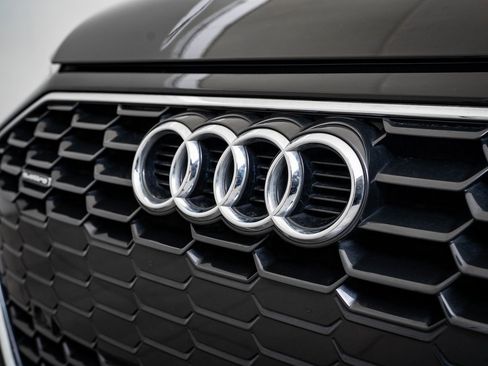 Used 2022 Audi A3 2.0T Premium Plus image 3