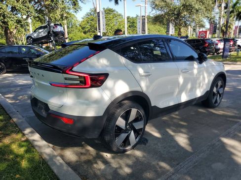 Used 2022 Volvo C40 P8 Recharge Ultimate AWD/4WD image 4