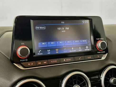 Used 2025 Nissan Sentra S FWD image 16