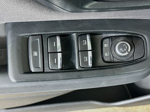 Used 2025 Subaru Forester Premium AWD/4WD image 15