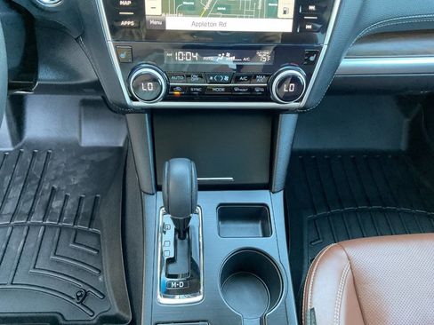 Used 2019 Subaru Outback 3.6R Touring w/ Popular Package #3A AWD/4WD image 28