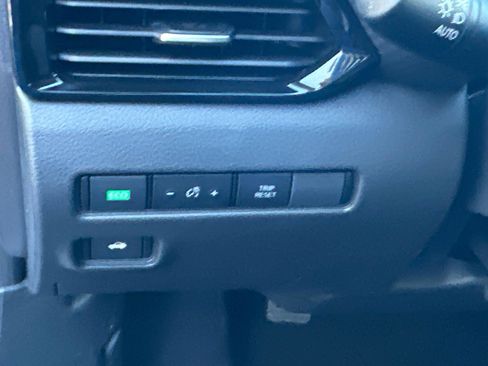 New 2025 Nissan Sentra SV image 23