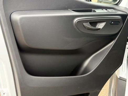 New 2025 Mercedes-Benz Sprinter 2500 image 18