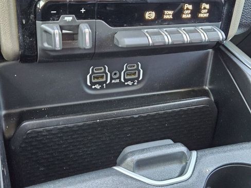 Used 2023 RAM 3500 Laramie image 23