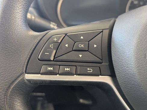 New 2025 Nissan Versa SV image 19