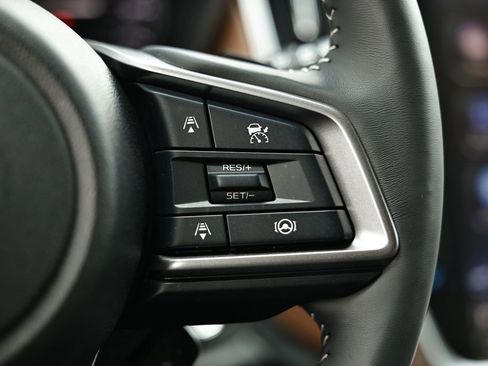 Used 2025 Subaru Outback Touring XT image 34