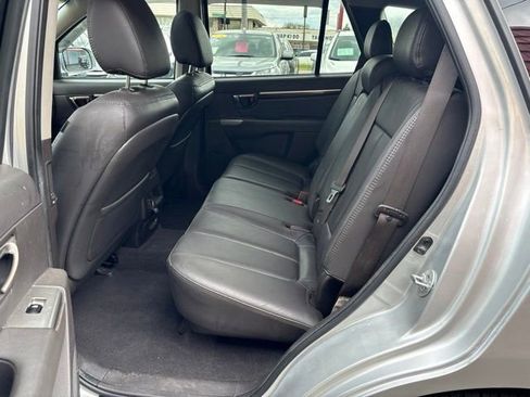 Used 2011 Hyundai Santa Fe Limited FWD image 18