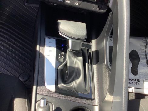 Used 2023 Hyundai Elantra SEL w/ Cargo Package image 35