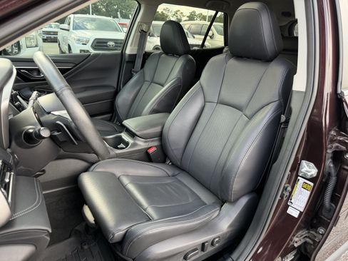 Used 2024 Subaru Outback Limited XT AWD/4WD image 16