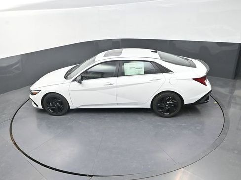 New 2026 Hyundai Elantra SEL Sport Premium FWD image 25