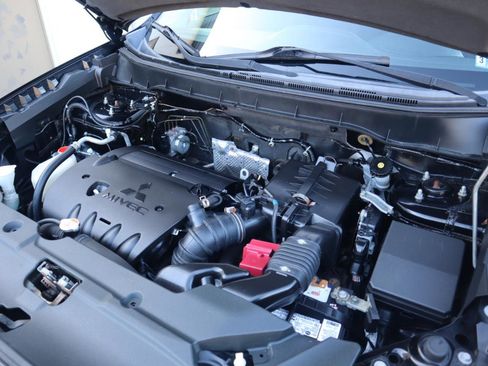 Used 2015 Mitsubishi Outlander Sport SE image 30